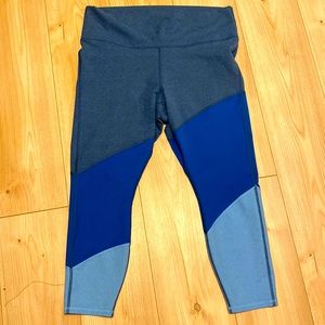 FABLETICS CROPPED LEGGING